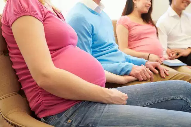 2、女人什么时候容易怀孕:女性月经结束之后，多长时间容易怀孕呢？