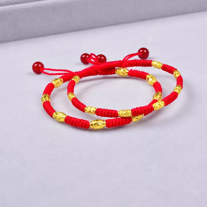 1、2根红绳转运珠手链编法:转运珠手链编法