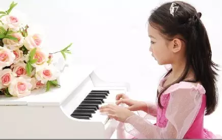 4、千万不要让孩子学钢琴:几岁的孩子适合学钢琴？