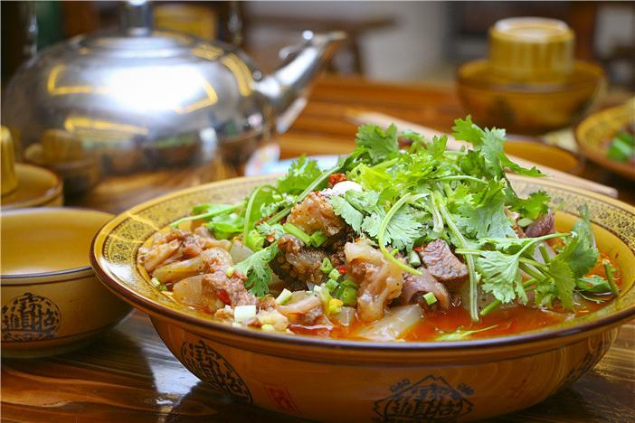 到自贡旅游，当地的这12道特色美食耐人寻味，让你领略四川风味
