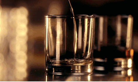 纯饮、加冰、兑饮料 威士忌到底该怎么喝？