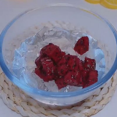 夏日甜品｜白凉粉水果捞制作视频