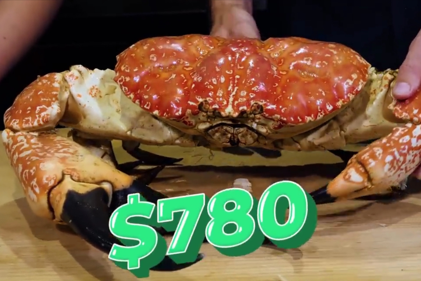 8000一只的螃蟹长啥样？教你4个方法吃完它，网友：钱的味道