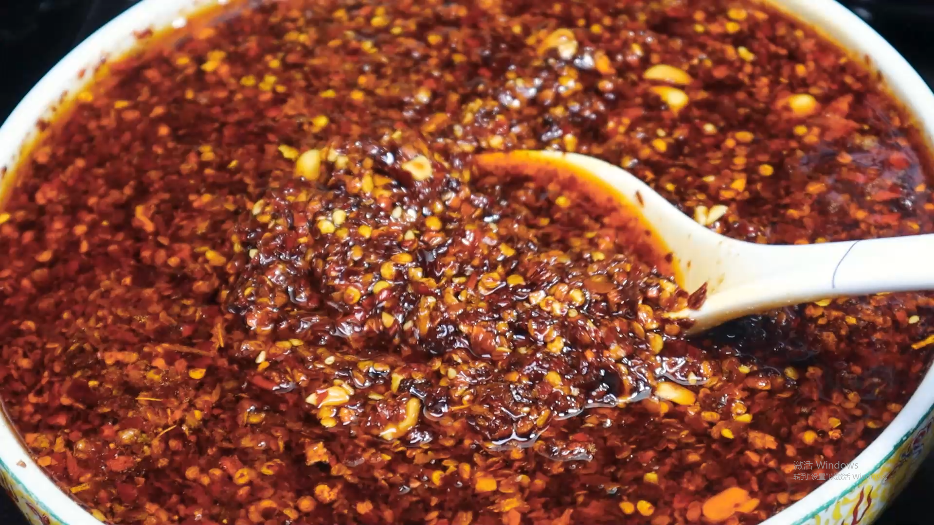 教你辣椒油正确做法，又香又辣拌啥都好吃