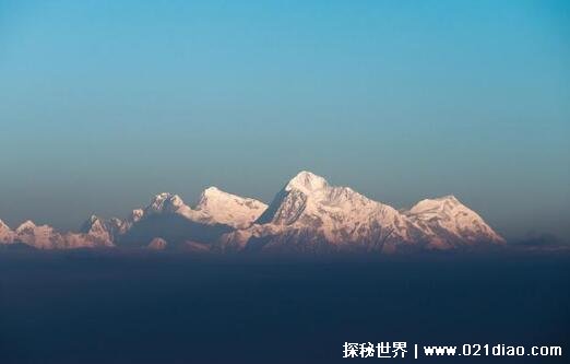 世界上最高的山峰，世界上最高的十座山峰