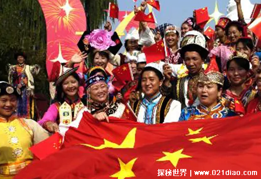 中国有多少个民族，56个(最少民族塔塔尔族只有3000多人)