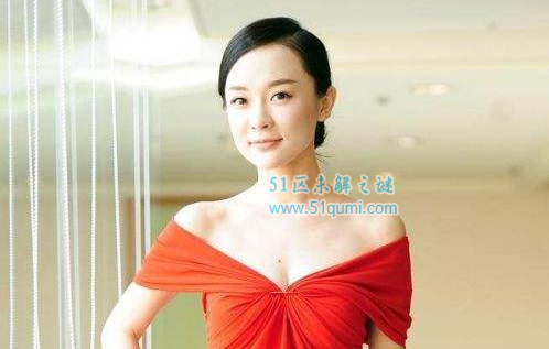 中国十位胸最大的美女明星，柳岩排在第二，杨幂排在第四！