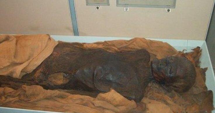 泰国干尸博物馆那个女尸是谁，传言是个中国人(图片恐怖慎看)