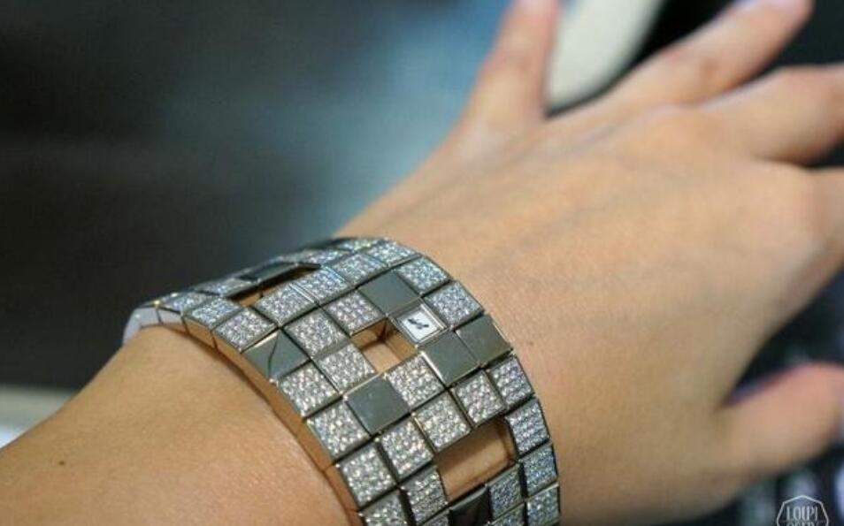 世界上最贵的手表十大排行，格拉夫钻石幻觉最贵(3.84亿人民币)