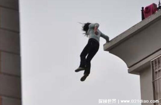 贵阳茅台大厦王雪事件，怀孕女孩跳楼导致大厦变鬼楼