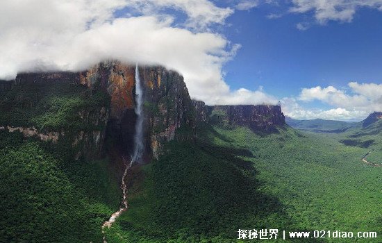 世界最大的瀑布，有天使瀑布美称的安赫尔瀑布(落差979米)