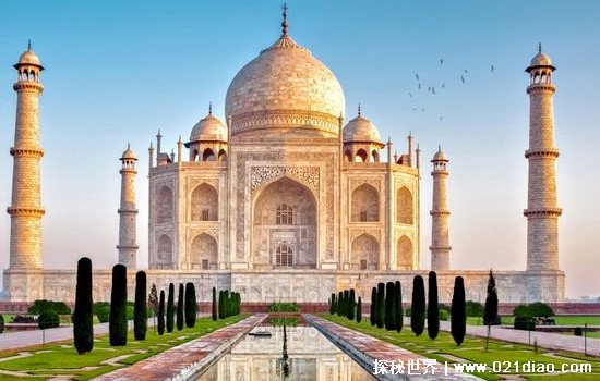 泰姬陵是哪个国家，印度知名古建筑(创建的故事背景十分感人)