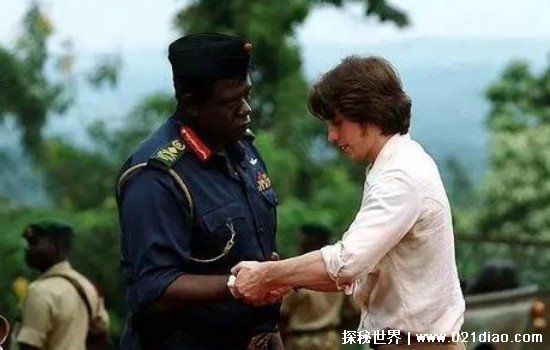真正的暴君乌干达阿明将军，吃了情妇的男友(多次调戏英国女王)