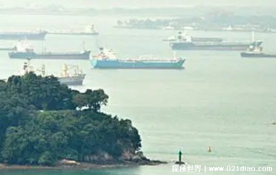 马六甲海峡属于哪个国家，新加坡等三国管辖(被誉为海上生命线)