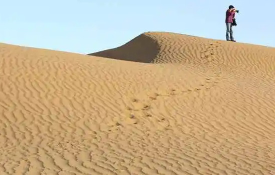 我国最干旱的沙漠，塔克拉玛干沙漠(去年却发生了洪水)
