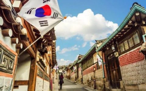韩国首次出现全年人口负增长-韩国人口为什么负增长