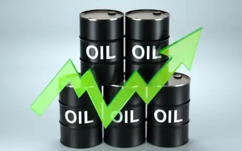 国际油价跌破100美元关口-国际油价暴跌为什么国内油价不跌