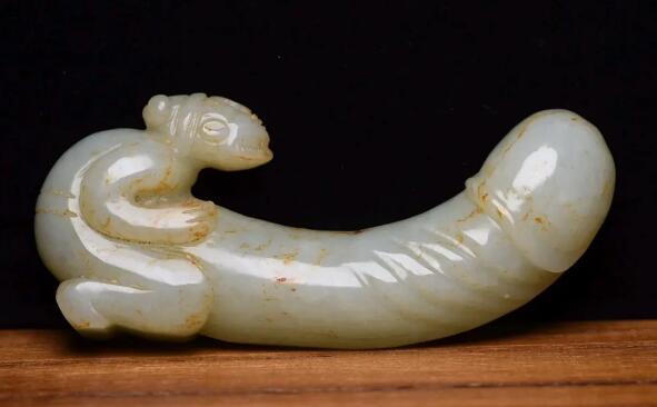 铜祖是指用铜铸造成男性生殖器模样的物品,最早出现在江都易王刘非