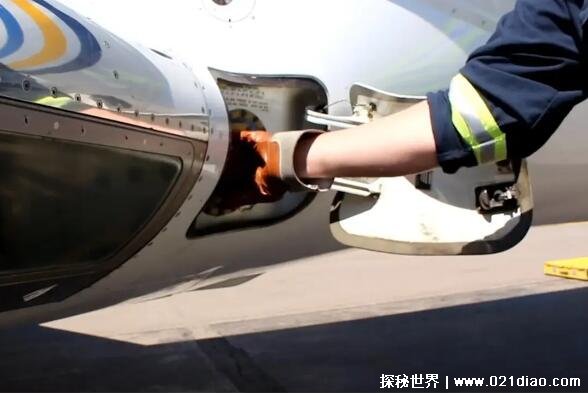 飞机烧的是什么油，量身定制的航空汽油和航空煤油