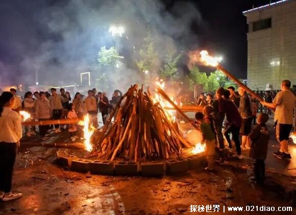 火把节是哪个民族的节日几月几号，白族彝族等多民族在6月24日举行