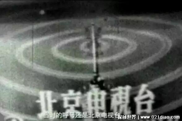 1958年北京电视台播出第一部电视剧，一口菜饼子(全剧仅20分钟)