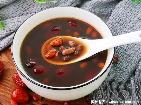 五红汤都有什么材料，红豆/红枣/红花生/红枸杞/红糖