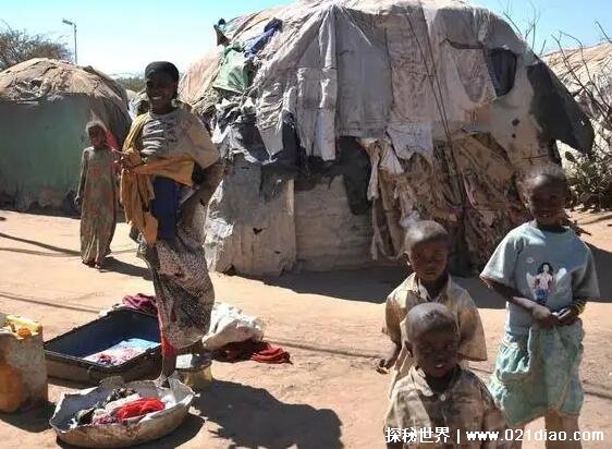 世界上最穷的国家排名前十名，津巴布韦最为贫穷(纸币面额最大的国家)