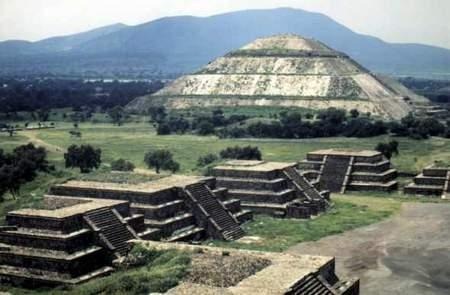 墨西哥金字塔之谜