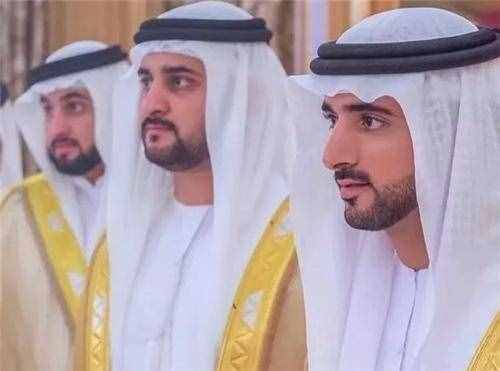 迪拜大王子颜值过人，丢了王位丢了表妹，33岁早逝，弟弟哭红了眼