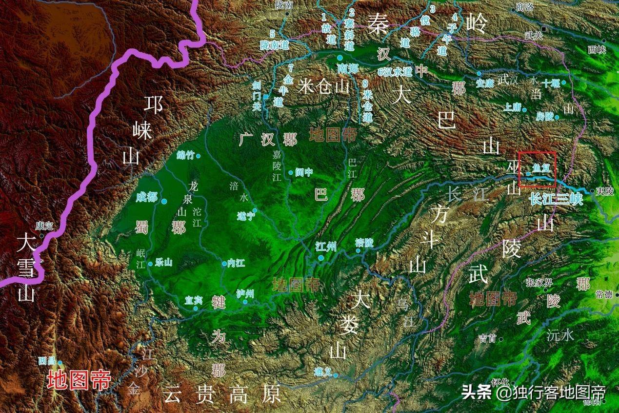 成都位于四川盆地西部，为何历史上蜀国定都于此而不选重庆？