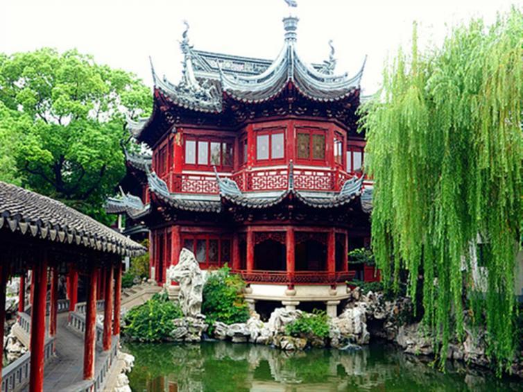 上海必去的网红景点（上海自驾游最受欢迎的网红景点是哪里）