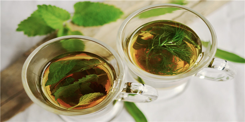 陈皮白茶的功效与作用(喝白茶有助于消化，消化不良的小伙伴可以一看)